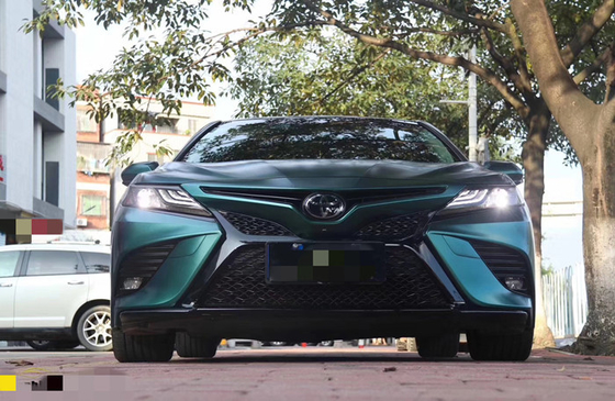 Không khí có thể vuốt thoát khí mờ bọc Vinyl xe hơi Sapphire Hiệu ứng kim loại màu xanh lá cây
