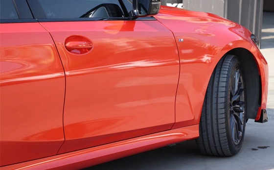 Chất kết dính có thể tháo rời Bọc xe hơi màu cam cháy Bọc xe chống trầy xước Bọc vinyl chống thoát khí